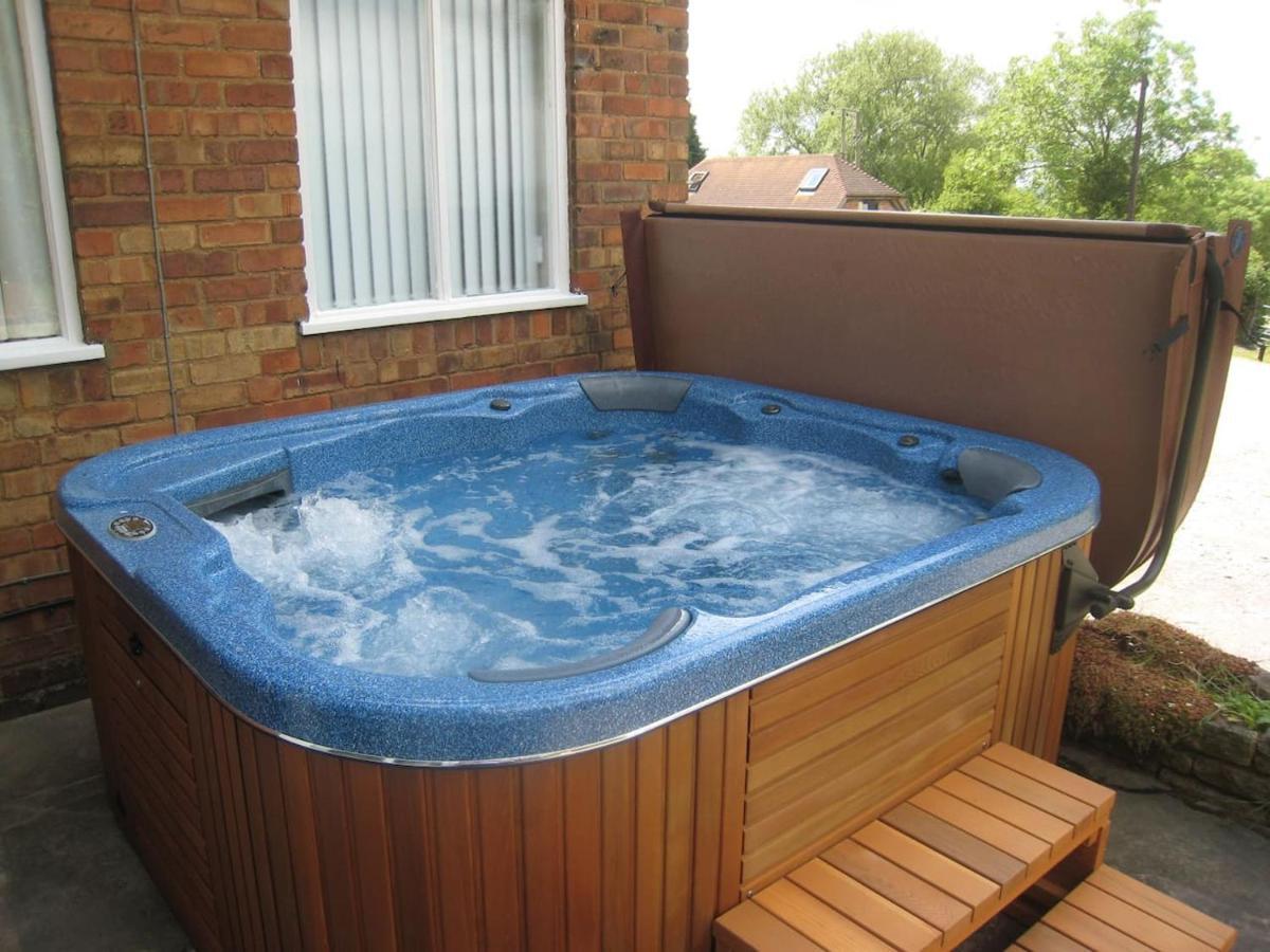 Arden Hill Farmhouse - Hot Tub, Snooker Table, Sleeps 16 Stratford-upon-Avon Zewnętrze zdjęcie